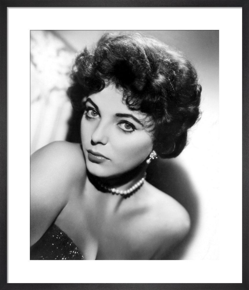 Joan Collins Art Print By Hollywood Photo Archive King And Mcgaw 3724