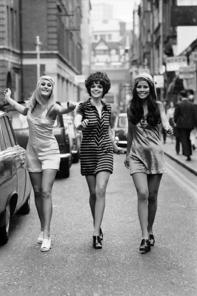 Fashion models, London 1969 Art Print by Mirrorpix | King & McGaw