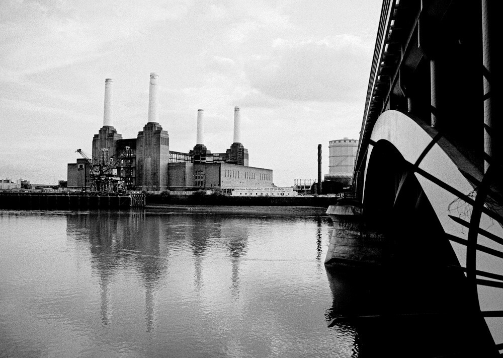 Battersea Power Station Art Print By Niki Gorick | King & McGaw